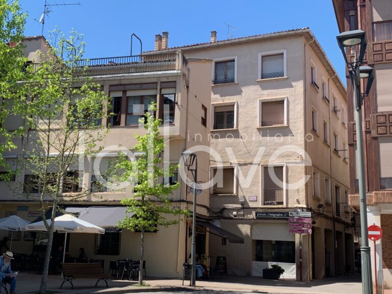 Edificio Najera Inmobiliaria La LLave (1) copia