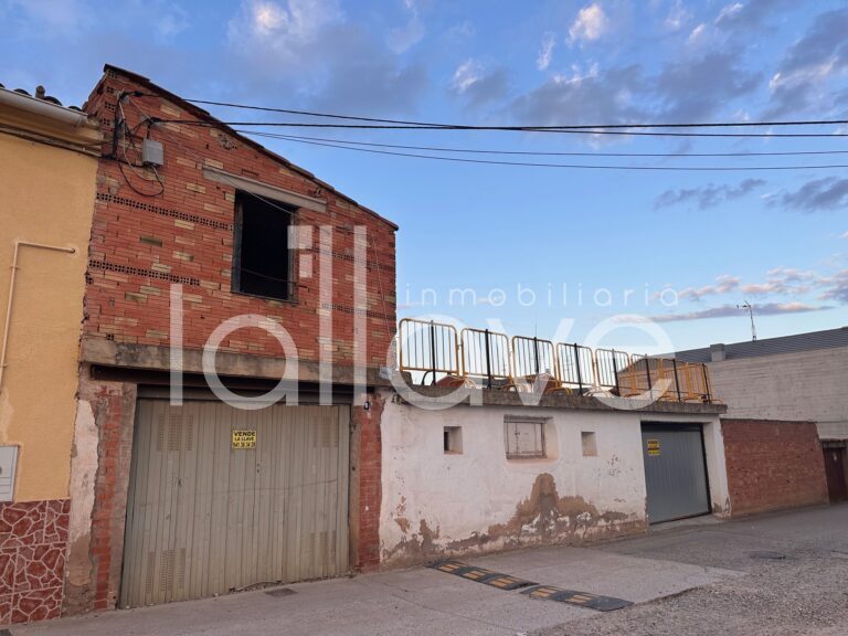 Inmobiliaria La LLave Baños de r. Tobia (5)